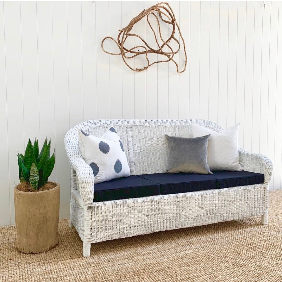 classic 3-seater white