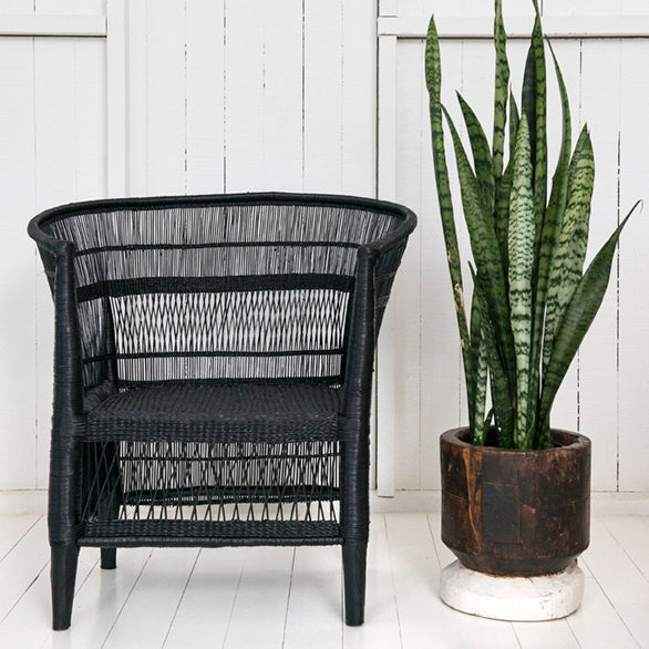 traditional 1-seater black