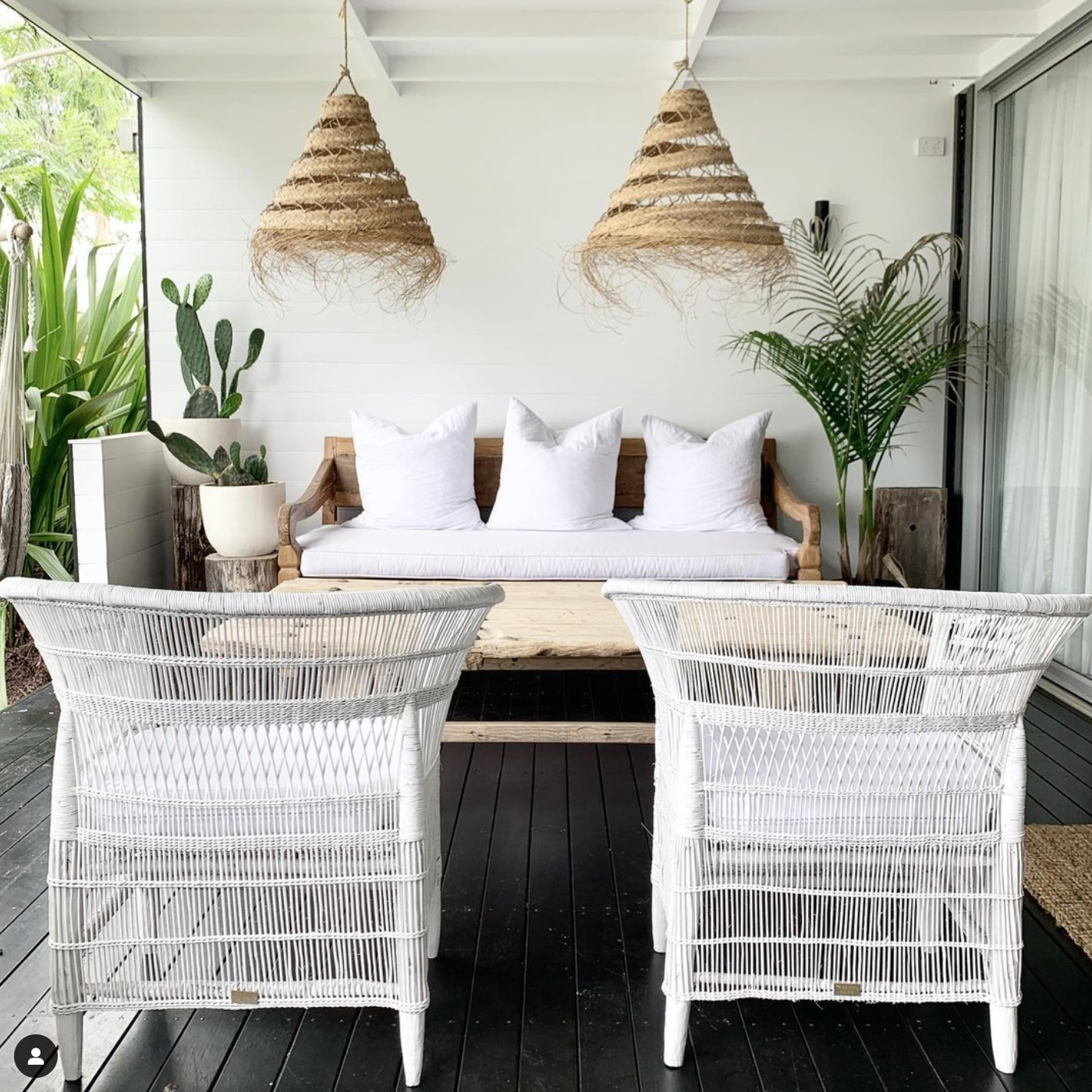 Traditional 1-seater Malawi Cane Chair